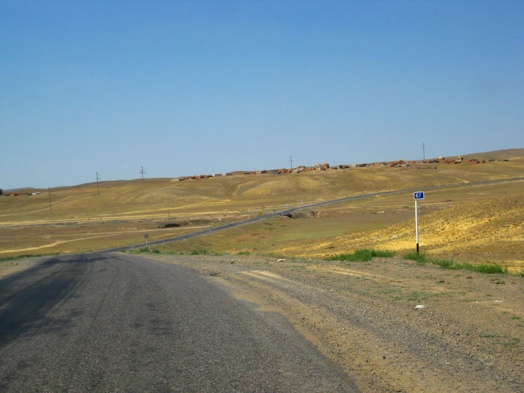 Road Zhezkazgan - Ulytau near Zhezdi, Байчунас