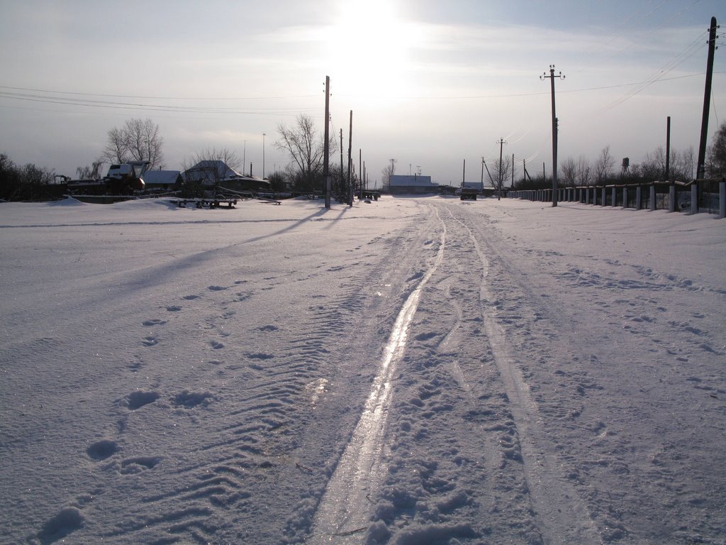 Winter time in Krasnoyarka. The Main Road., Новотроицкое