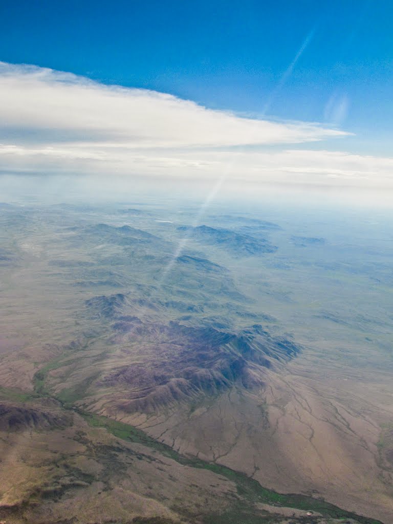 The mountains, the view from an airplane / Горы, вид с самолёта, Жарык