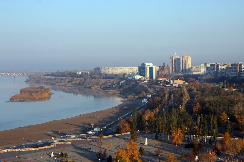 Naberezhnyy park in the center of Pavlodar city, Павлодар