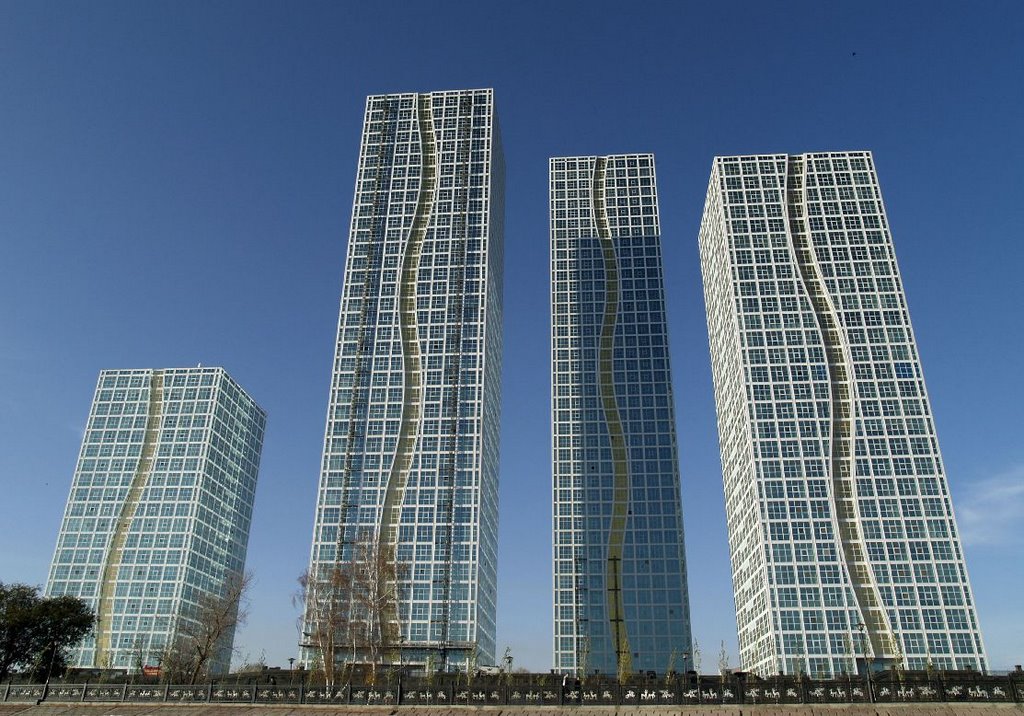 Towers- Astana, Аксуат