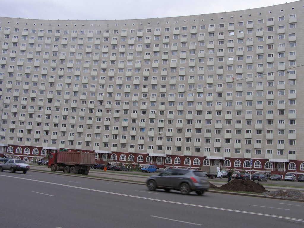 Очень похоже на гостиницу "Космос"/Very similar to the hotel "Cosmos", Таскескен