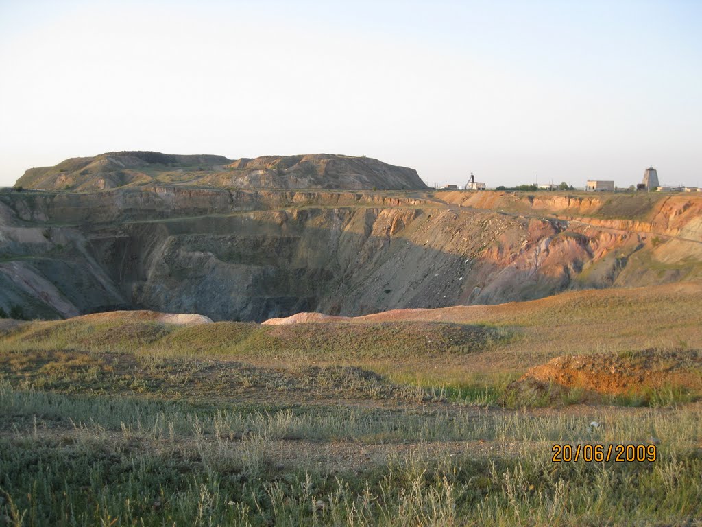 Zholymbet pit mine, Жолымбет