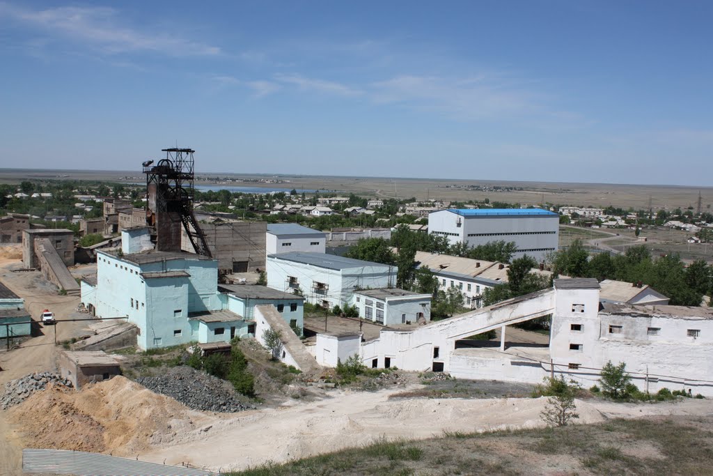 Рудник Жолымбет шахта центральная - вид летом, Жолымбет