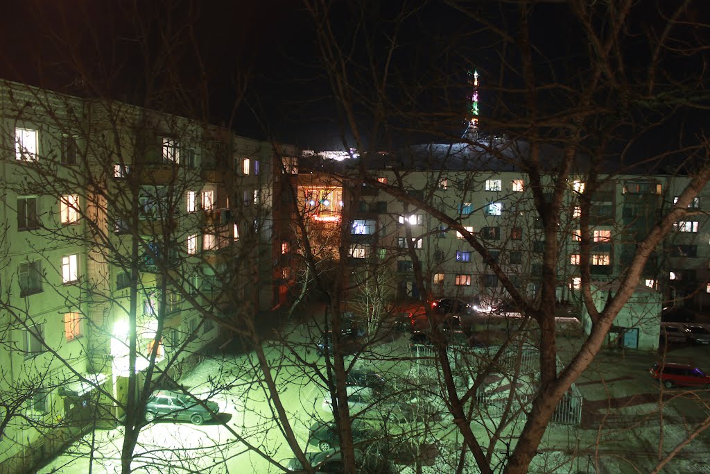 Ночной вид двора, Кокшетау