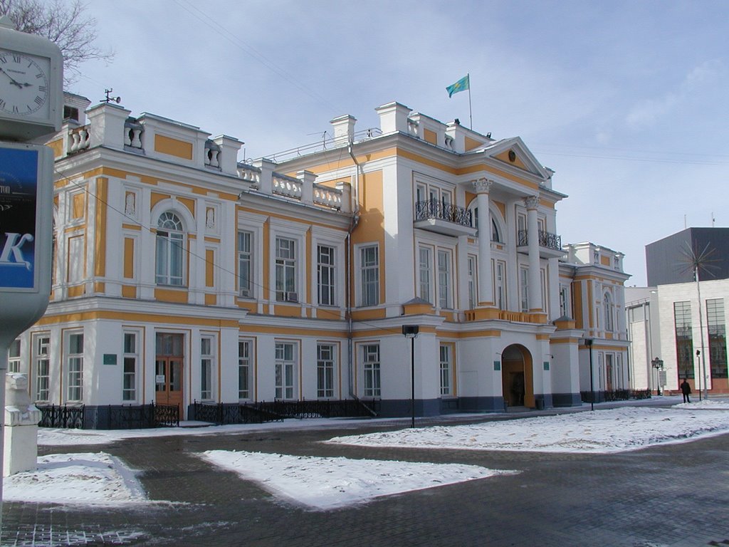 Uralsk. The house of the government of area., Уральск