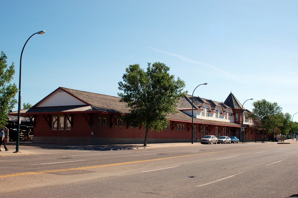 Former Canadian Pacific Railway Station at Lethbridge, Alberta, Canada, Летбридж