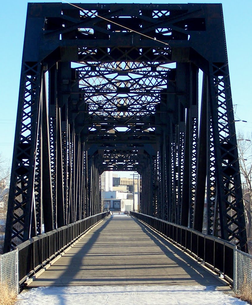 CPR Walking Bridge, Ред-Дир