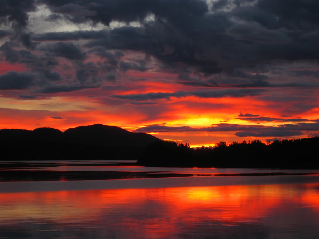 Decker Lake Sunset, Бурнаби