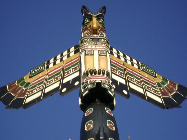 top of totem pole, Кампбелл-Ривер