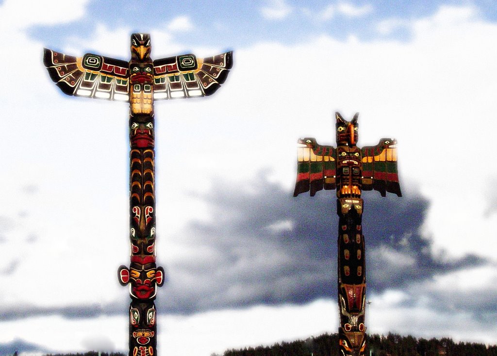 Totem Poles Campbell River, Кампбелл-Ривер