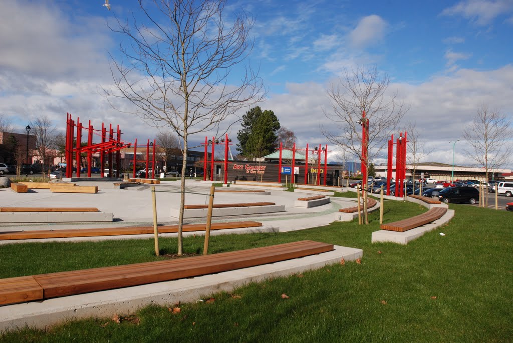 Spirit Square in Campbell River, Кампбелл-Ривер