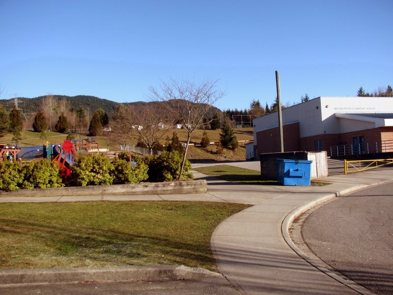 School on the Eagle Ridge Trail (Coquitlam Crunch), Порт-Муди
