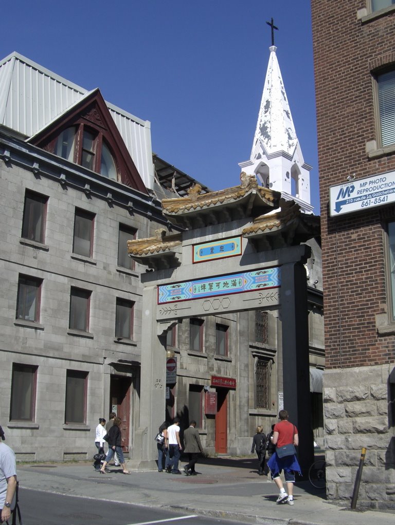 Quartier Chinois & Église de la Mission Catholique Chinoise, Montréal, Quebec, Монреаль
