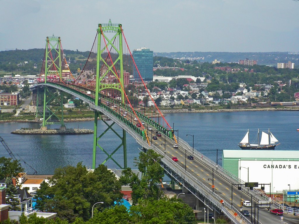 Nova Scotia - A. L. Mac Donald Bridge, Галифакс