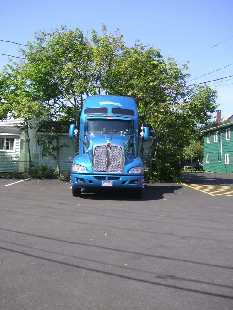 A truck in Saint John,NB, Сент-Джон