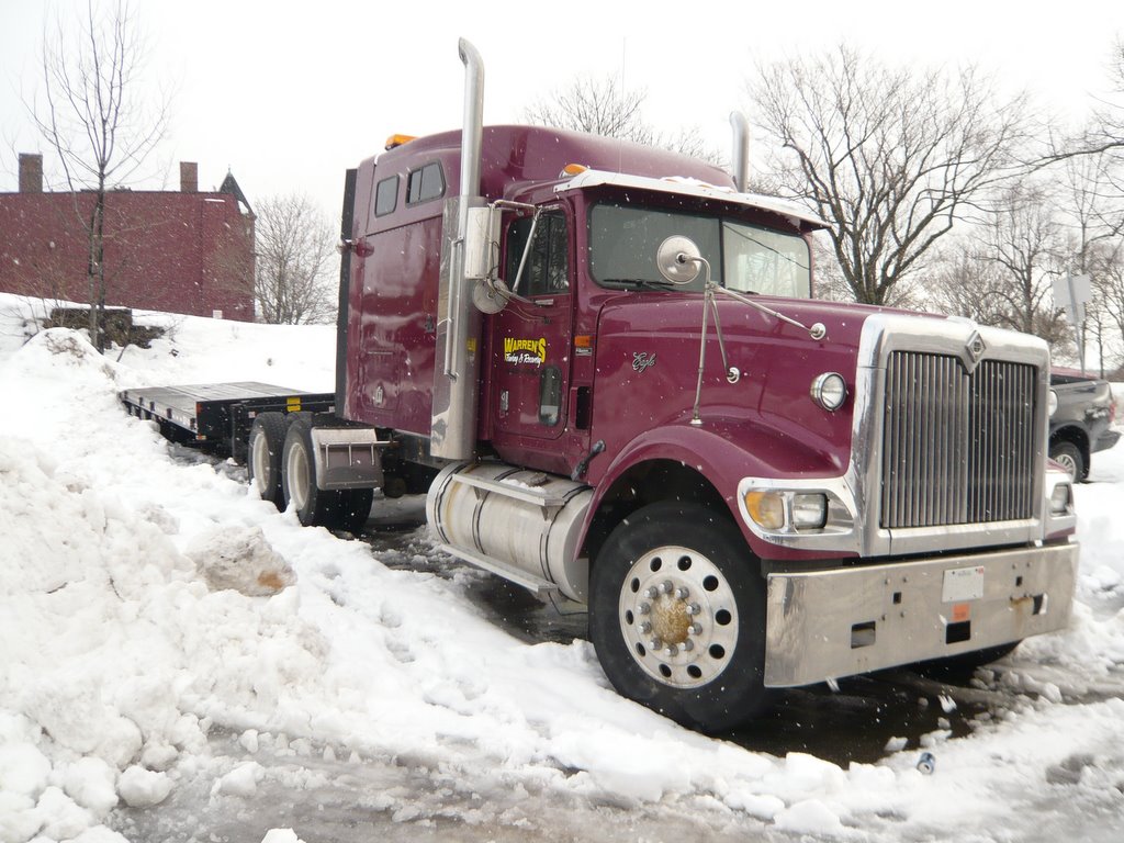 Truck at Saint John, NB, Canada, Сент-Джон