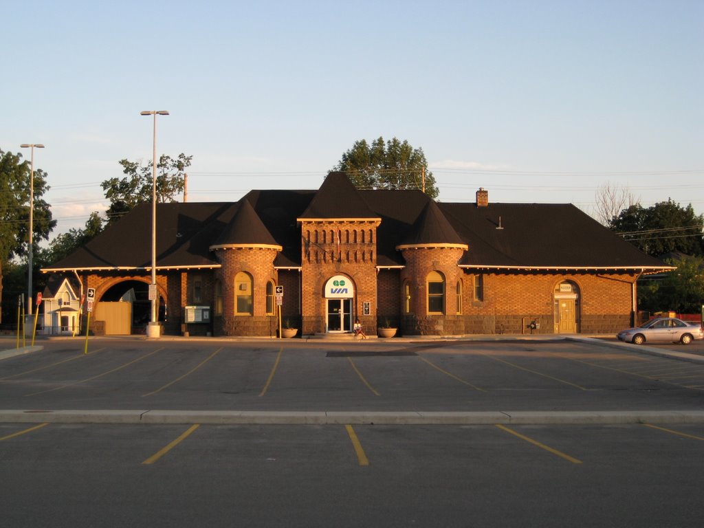 Train Station - Brampton, Ontario, Брамптон