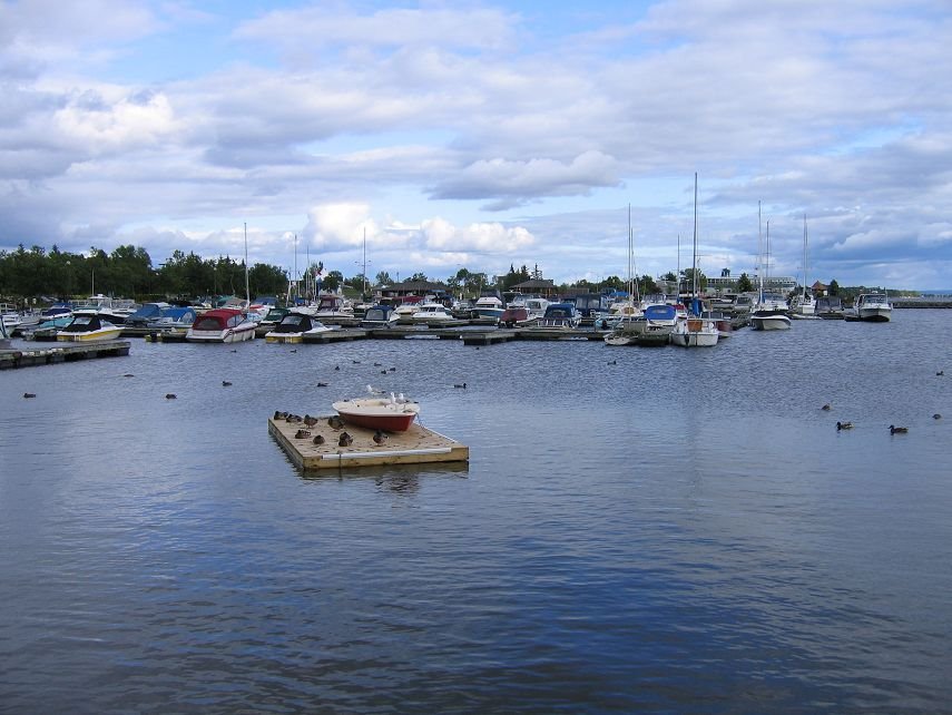 North Bay city marina - Lake Nipissing, Норт-Бэй