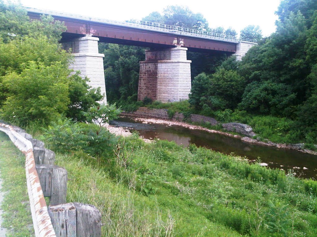 Oakville Bridge 13 July 2010, Оаквилл