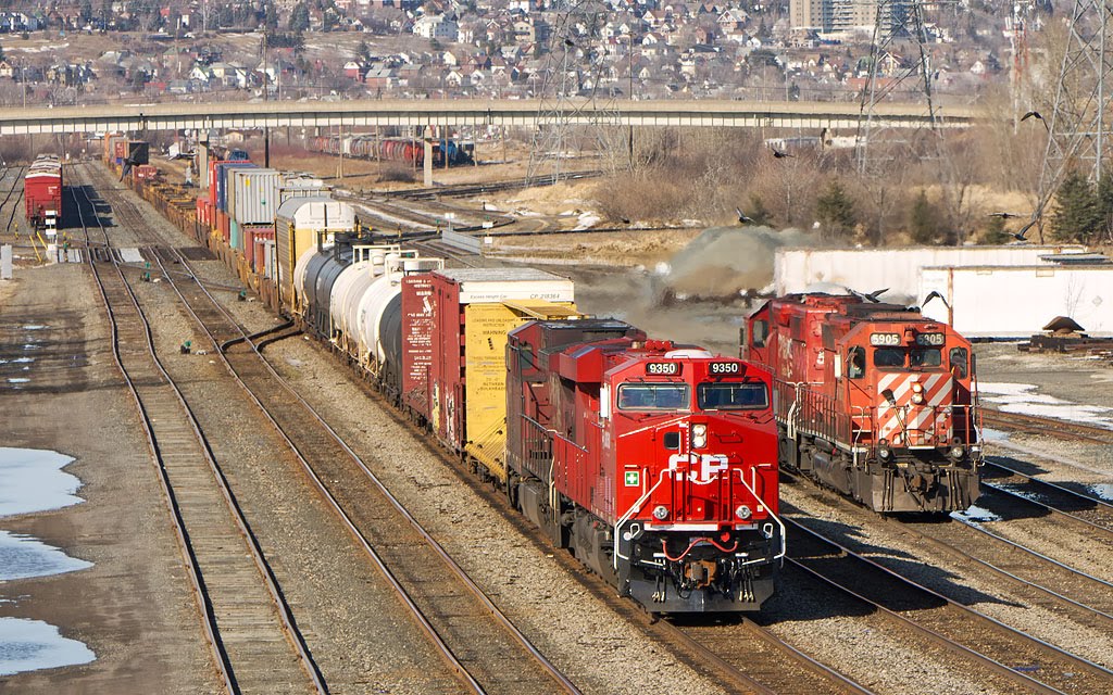 CP train 119 at Thunder Bay, Ontario., Тундер Бэй