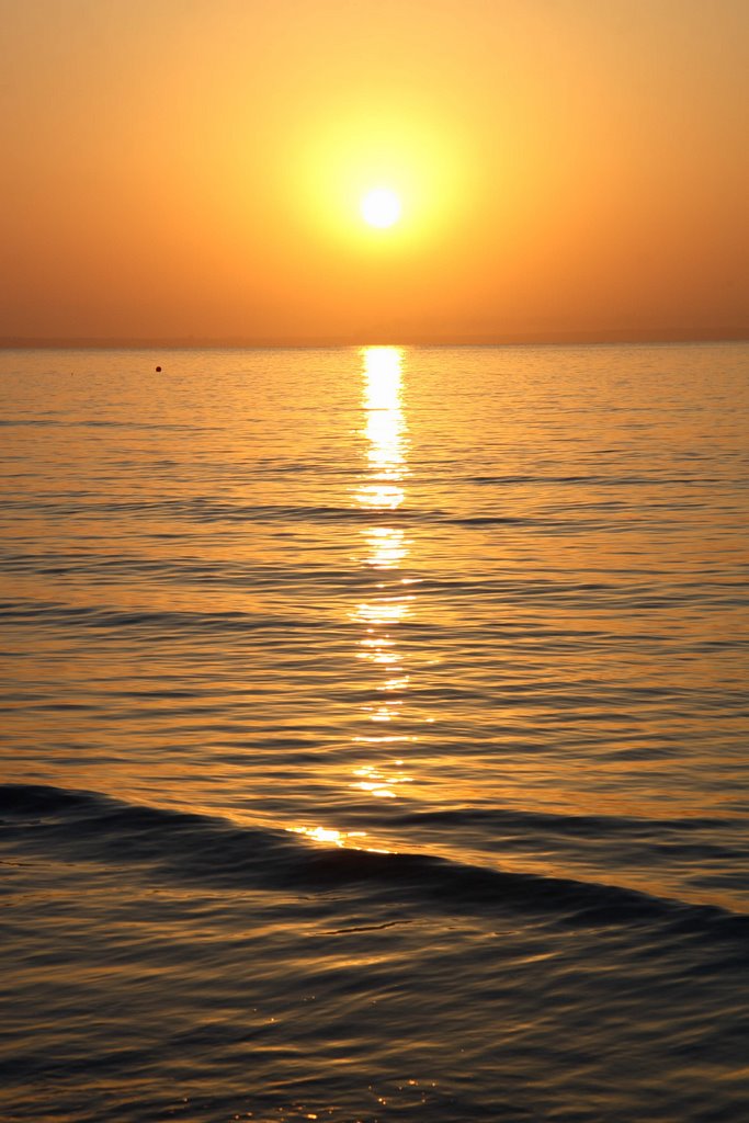 Rising sun, Larnaca, Ларнака