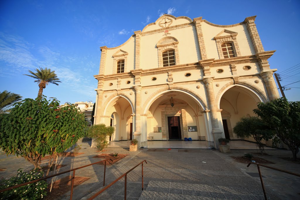 Catolic church, Ларнака