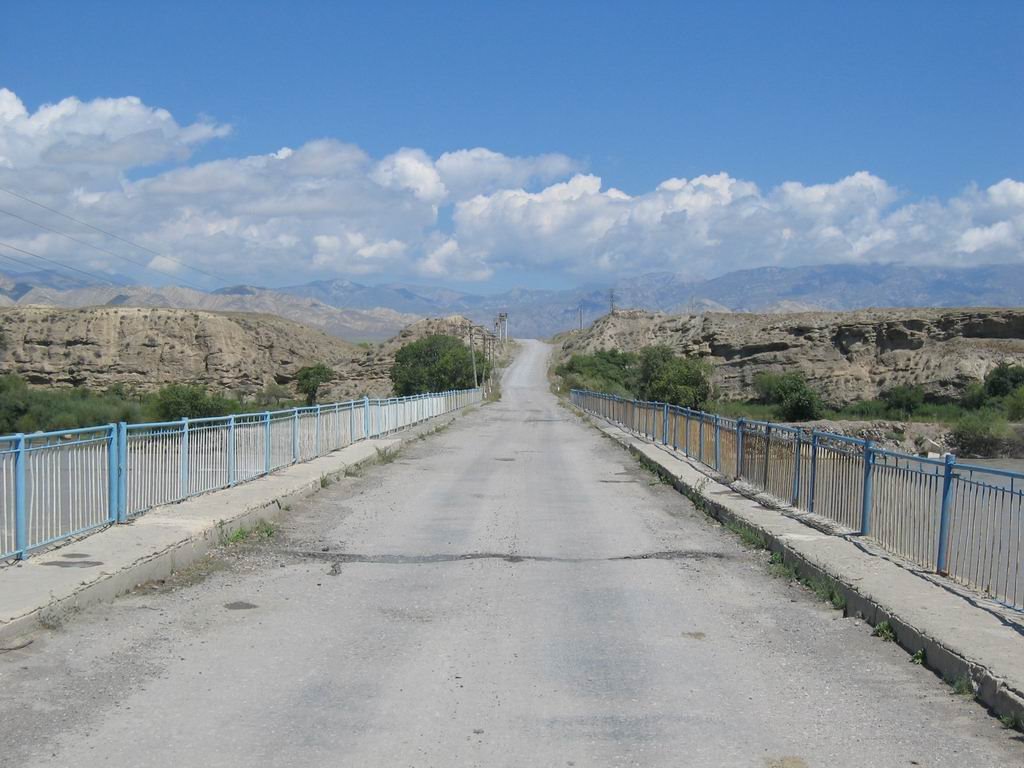 Bridge over Naryn, Ат-Баши