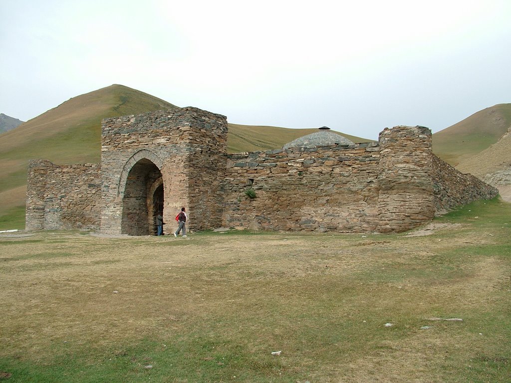 TASH-RABAT caravanserai, Kyrgyzstan, Дюрбельджин