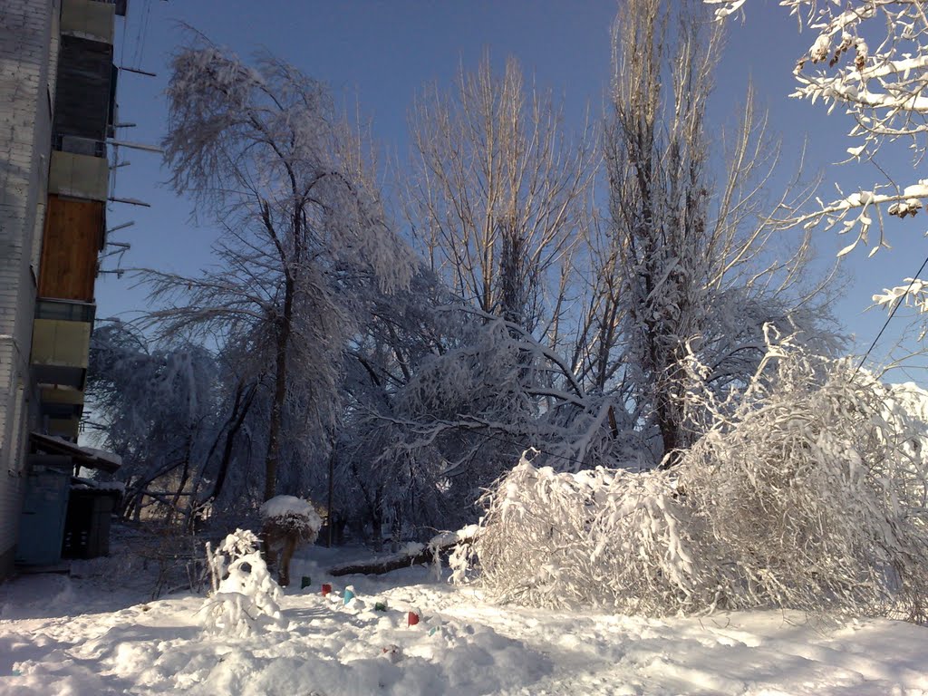 Талдыкорган, 9 площадка. Последствия снегопада 04.12.2010, Сары-Булак