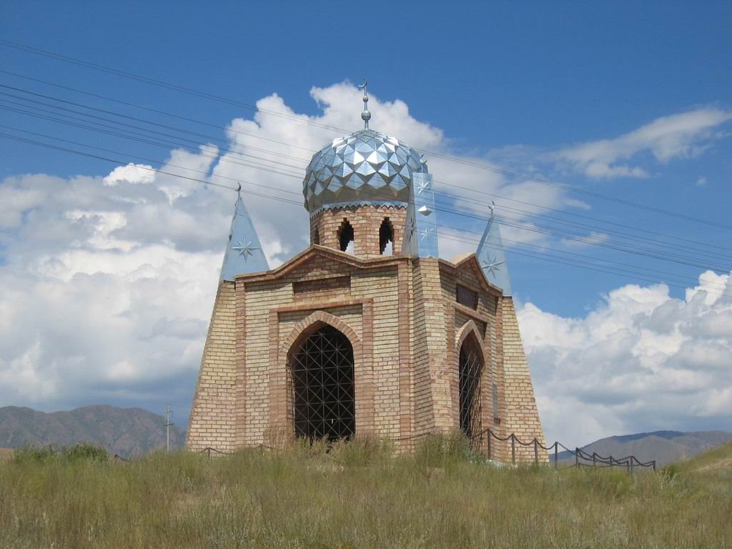 Majestic chapel, Базар-Курган