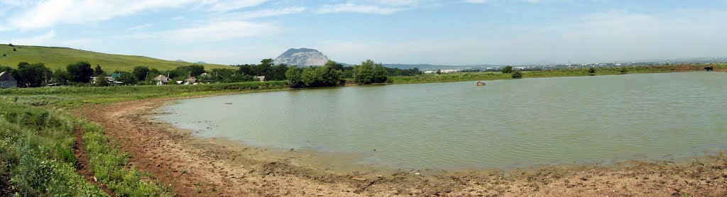 Панорама Пруд 15.06.2012 10.04 Утра. Panorama of Pond 15/06/2012 10.04 Morning, Карамык