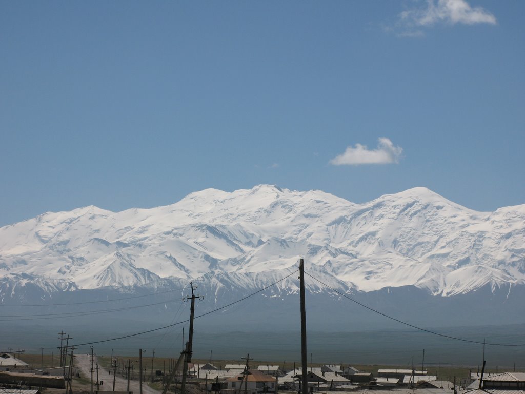 Sary-Tash, view to Kurumdy range, Сары-Таш
