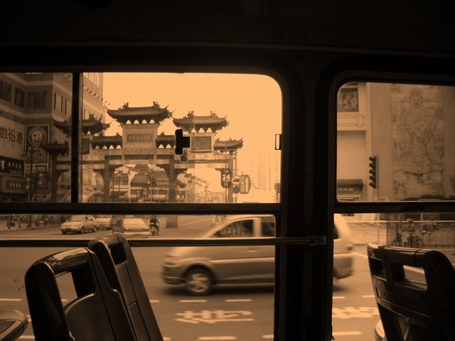 公交车上   on the bus, Нингпо