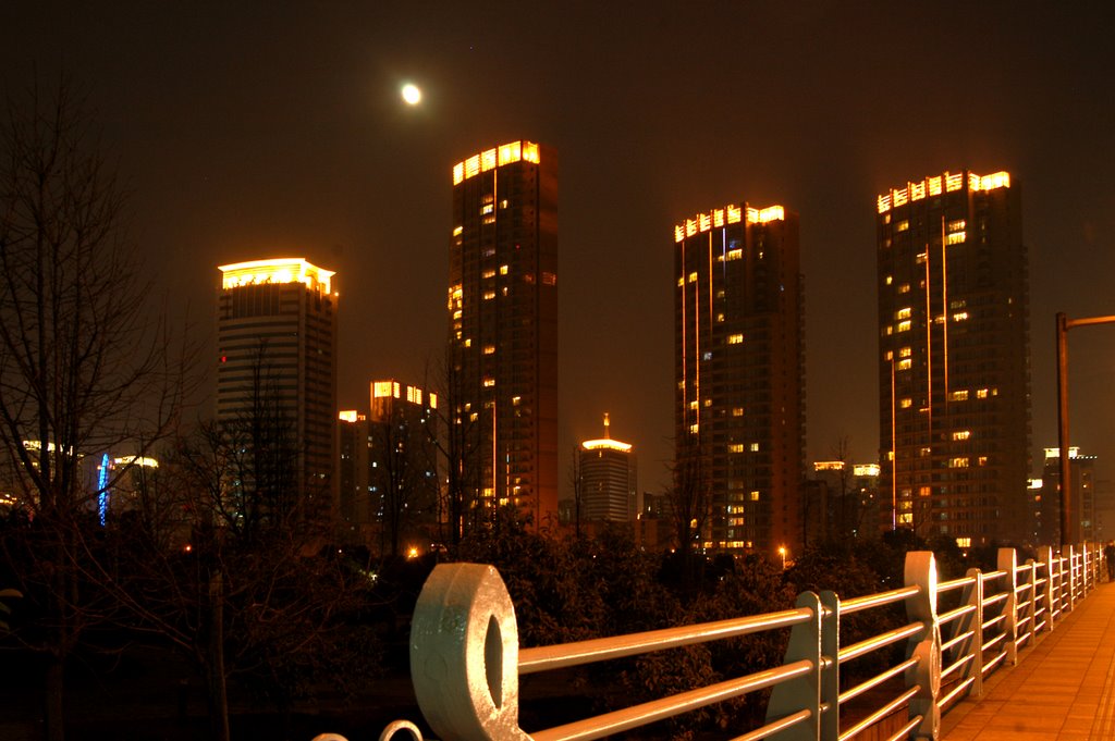 站在琴桥望江东 月亮出来亮晃晃 Watch Jiangdong by standing on Qin Bridge , and the moon came out twinklely !, Нингпо