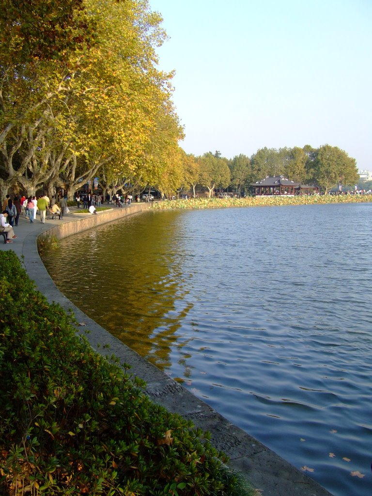 Pathway next to the West Lake, Ханчоу