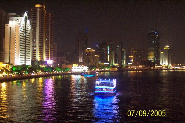 Pearl River at Night, Гуанчжоу