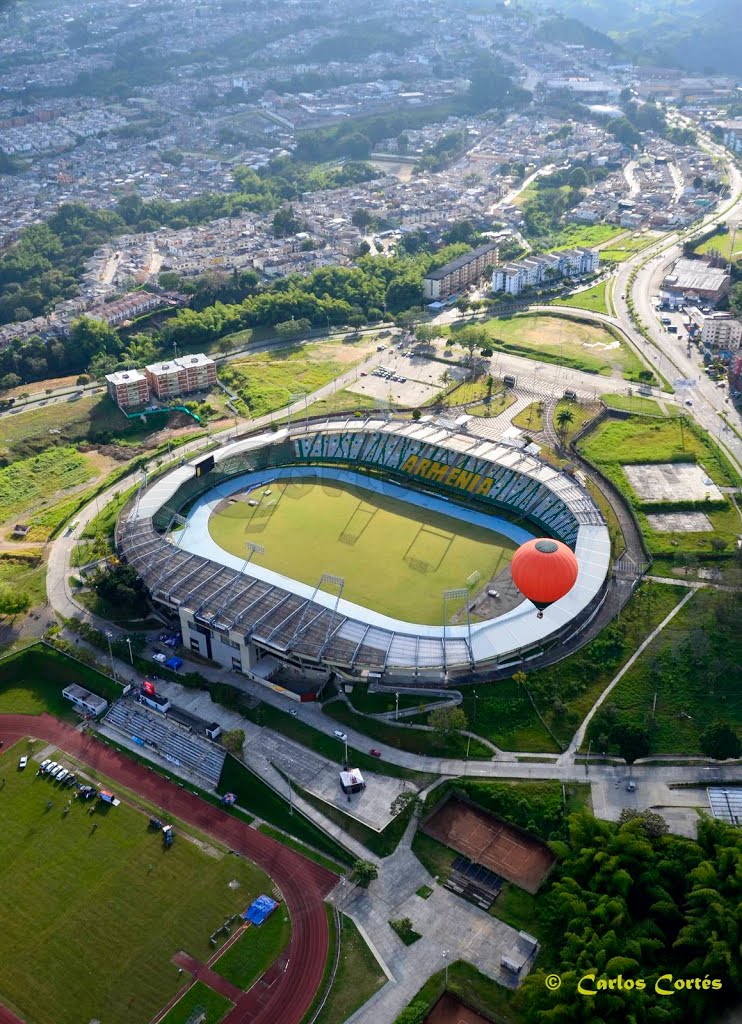 Estadio Centenario - Armenia, Апаран