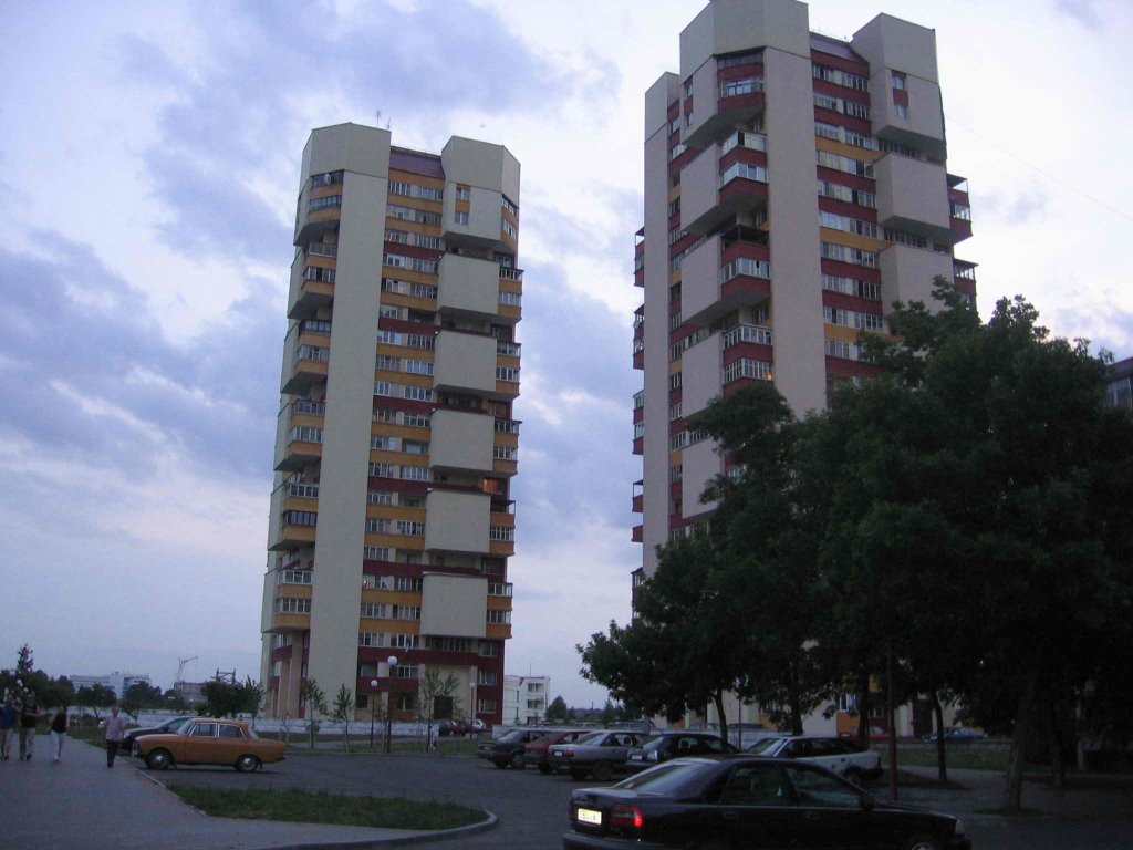 Two 20 Story Blocks of Flats (Twin Towers), Минск
