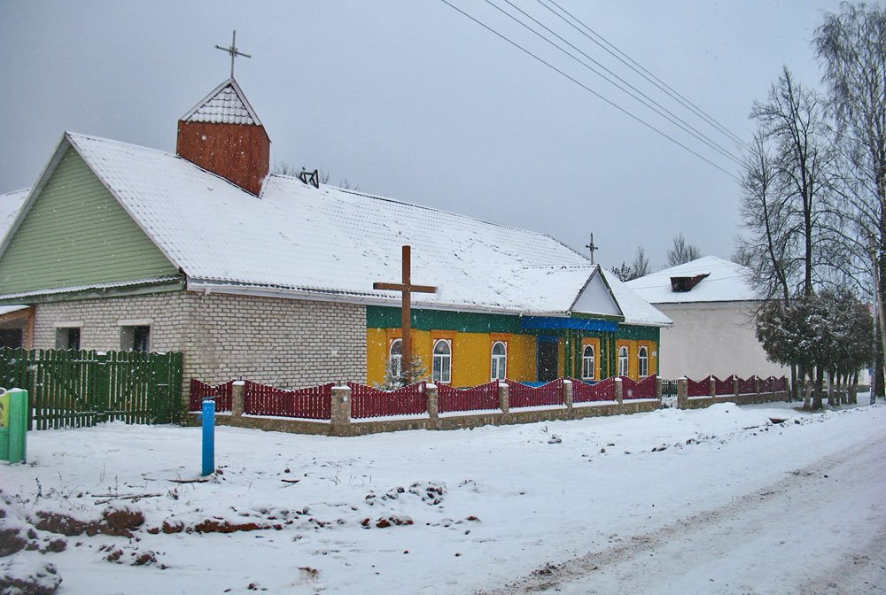 Catholic church at former hotel in Biahomĺ, Бегомль