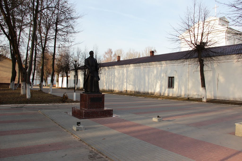 Памятник Льву Ивановичу Сапеге, Лепель