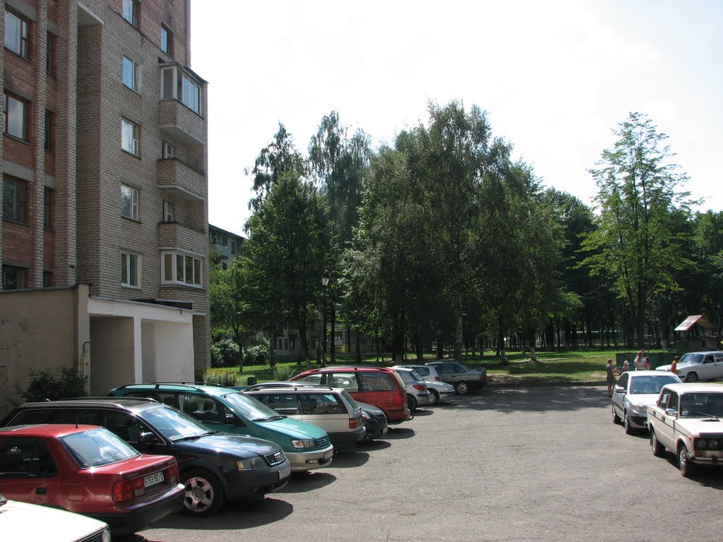 Парковая 18 (июль 2010), Новополоцк