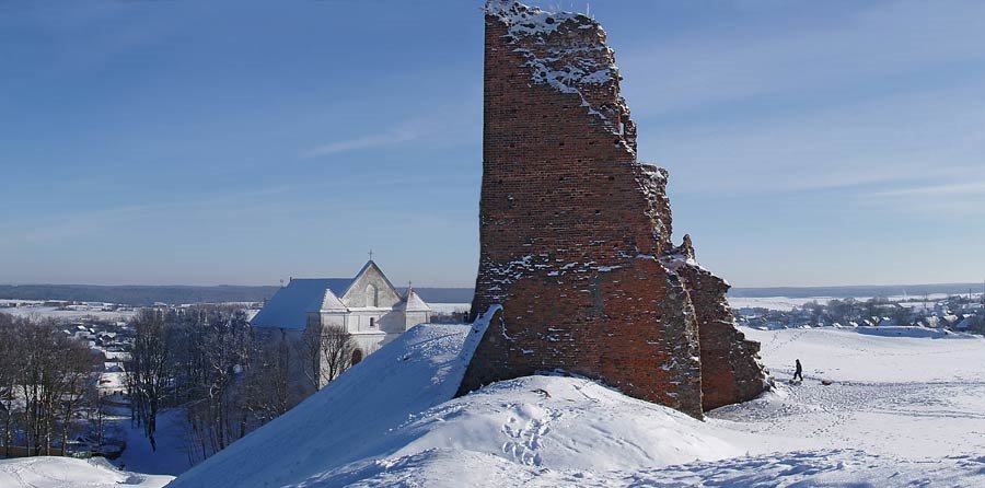 Novogrudok Castle Ruins and Farny Church, Новогрудок