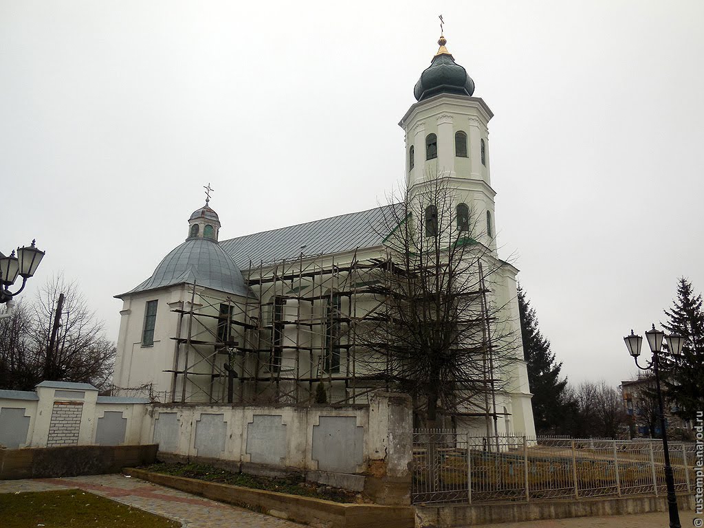 Слоним (Беларусь). Церковь Святой Троицы, Слоним