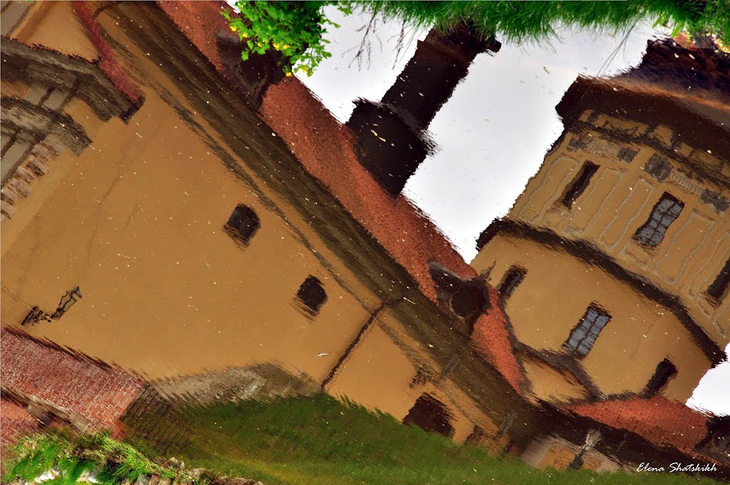 Отражение несвижского замка Радзивиллов.   Reflection of the Radziwills Castle in Niasvizh, Несвиж