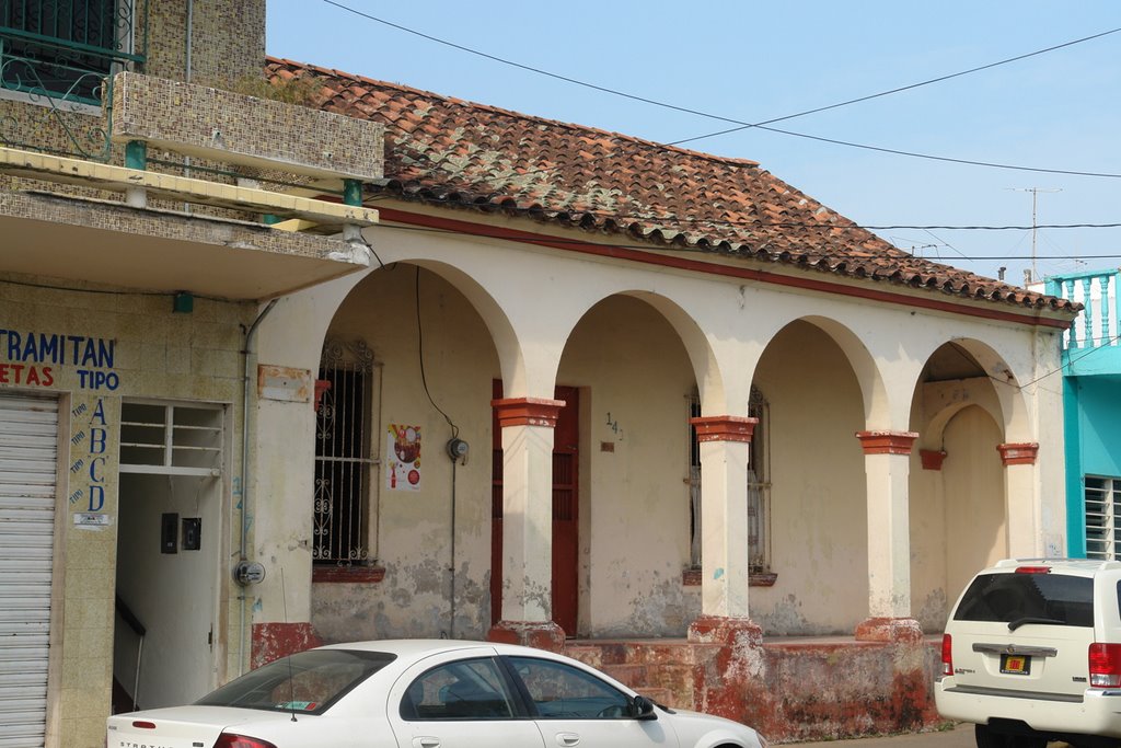 casa dos aguas y arcos, Альварадо