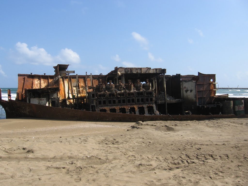 Desmantelación del Barco Orfeo (encayado), Коатцакоалькос