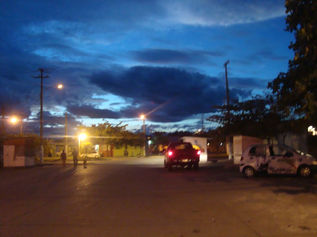 Colonia Nora Quintana vista de noche, Косамалоапан (де Карпио)