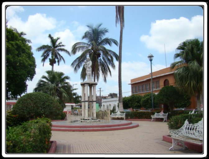 Parque De Las Madres, Косамалоапан (де Карпио)