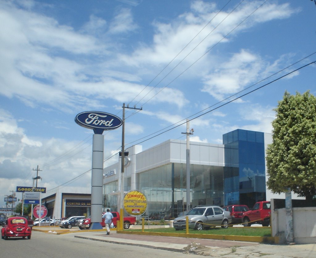 Ford agency. Comercial district Minatitlan Ver, Минатитлан